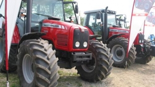 Agrifer 21 gépbemutató Szekszárdon