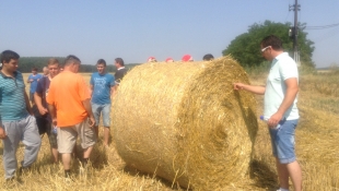 START AGRO: Nézzük meg a Mc Hale bálázó munkáját!