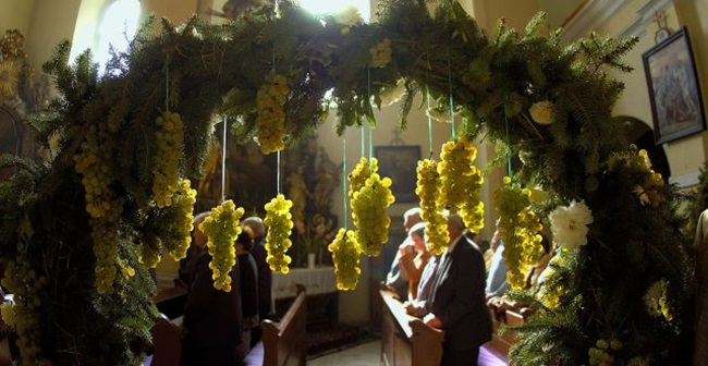 Szent Vencel napján a tállyai templomban