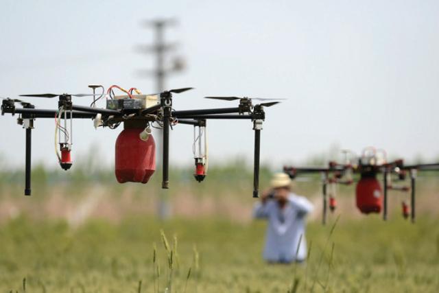roboktok és drónok a mezőgazdaságban