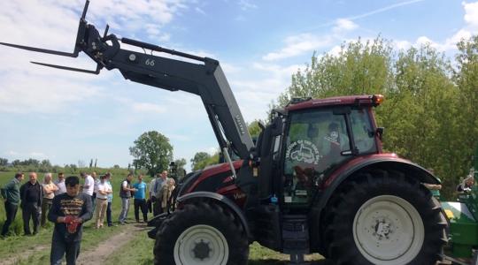 Erdészeti gépet venne? Valtra traktorokhoz zúzót, darut és kiközelítő kocsit is mutatunk! (+Videó!)