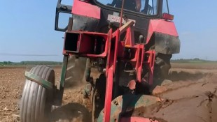 Kié a legszebb szántás? Ki hárítja el leggyorsabban a gépek meghibásodását?