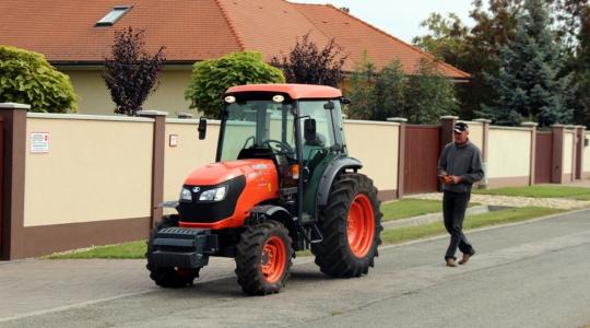 Egyedülálló traktor-távirányítás