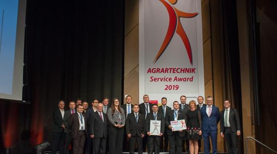 Az AGRARTECHNIK Service Award díjazottja a békéscsabai AXIÁL pont