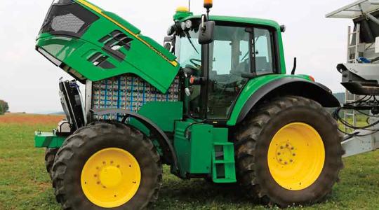 Ismerjük meg a John Deere elektromos traktorát