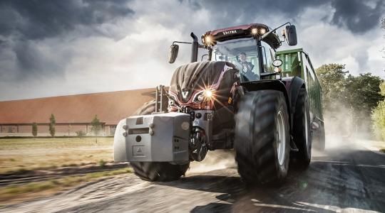 Megújult Valtra traktorok V. szintű emissziós besorolású motorokkal