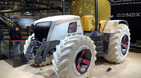 Hófehér Massey Ferguson traktor a jövőből! – VIDEÓ