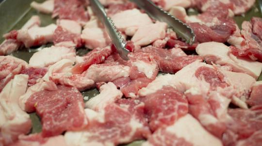 Veszélyben a magyar húsipar?