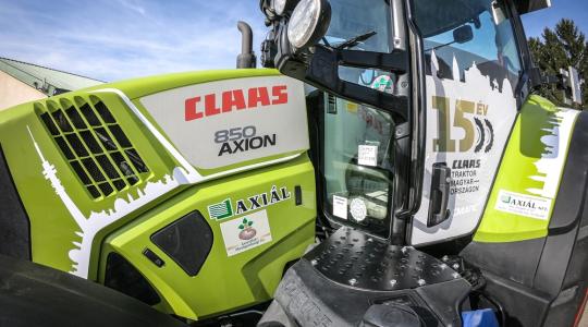 A magyar szántókon már 1500-nál is több CLAAS traktor dolgozik!