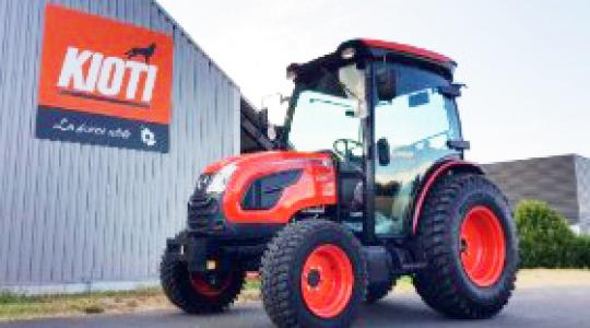 A kiválóság alapvető a KIOTI traktoroknál