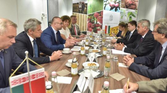 Szorosabb lesz az együttműködés az agrárium terén hazánk és Belarusz között