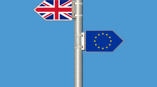 Szakaszosan vezetik be az EU-ból Nagy-Britanniába importált árucikkek határellenőrzésével kapcsolatos intézkedéseket