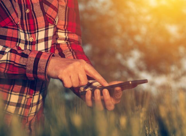 Badarságok helyett – tudjunk meg hiteles információkat az 5G hálózatról!