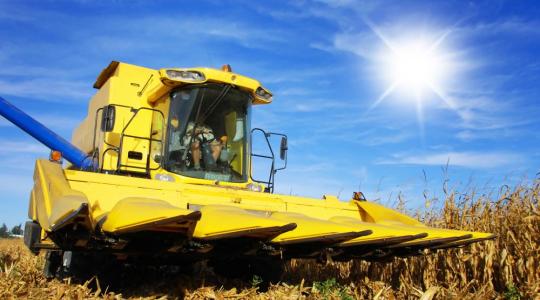 Jó hír az aratásra váró gazdáknak: szikkadnak a talajok, lehet folytatni a betakarítást