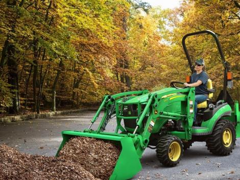 John Deere fejlesztés a biztonságos rakodásért