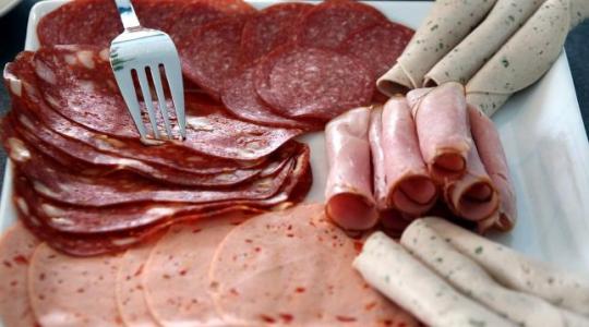 A német kolbászgyártó óriás egyre több húspótló készítményt árul