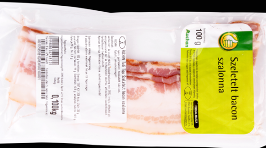 Baktériummal szennyezett bacon szalonnát hívott vissza az Auchan