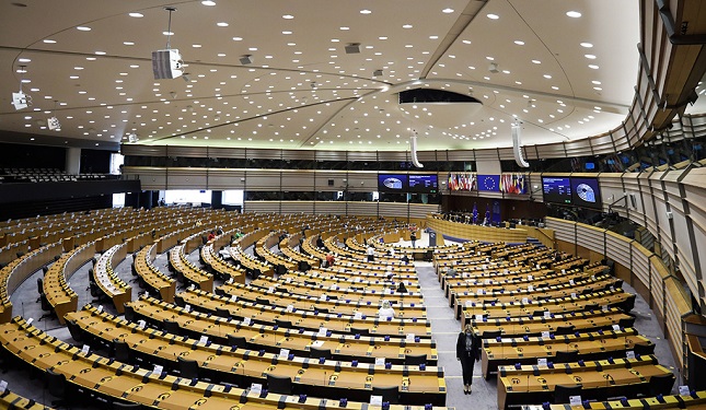 európai parlament