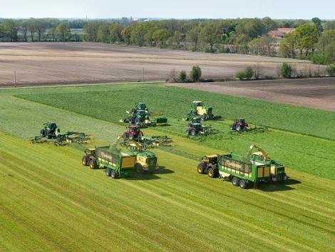 Krone: Érdekes tények a haszonjármű-üzletágról és a mezőgazdasági gépszektorról