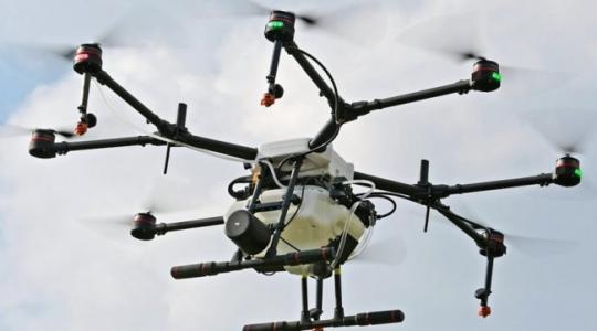 100 hektár trágyázása drónnal – hol tart az agrárdrónok fejlesztése?