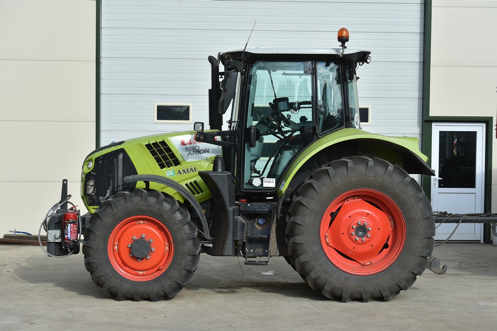 CLAAS Arion