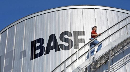 A BASF bemutatja klímasemlegességet célzó ütemtervét