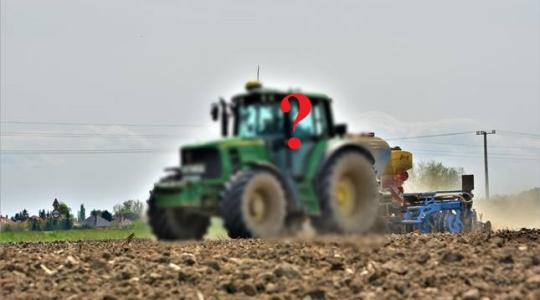Ilyen traktor kell a magyar gazdának!