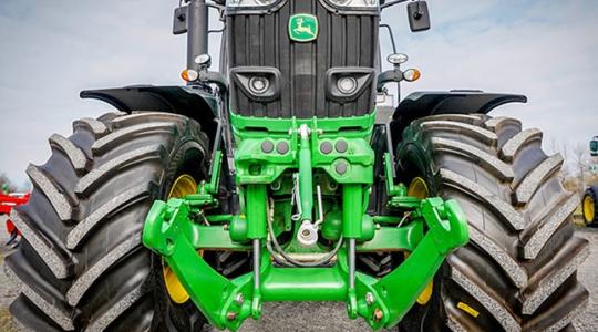 Hogyan és miért vásárolhat „Áfa-mentesen” John Deere traktort?