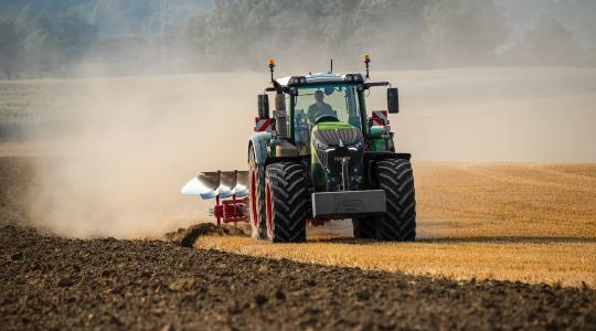 Az új Fendt 900 Vario traktor mérföldkő a felső teljesítménykategóriában