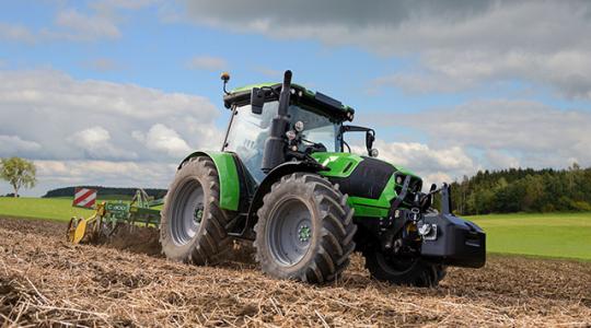 Deutz-Fahr 5-ös traktorszéria – továbbfejlesztve az Agrár 4.0 jegyében