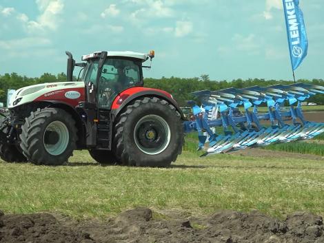 LEMKEN Juwel: Pillanatok alatt tarlón járó ekéről barázdában járóvá alakíthatod! – Videó