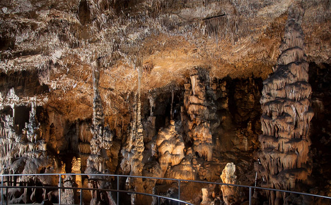 cseppkő barlang
