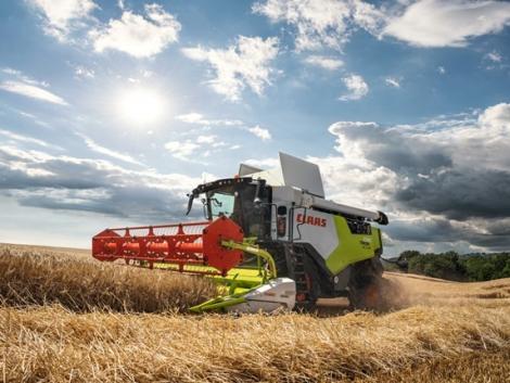 Középkategóriás kombájn a CLAAS-tól: TRION minden kihíváshoz