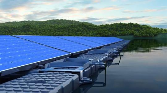 Indonézia óvja a termőföldjeit – vízre telepít napeneriga parkot