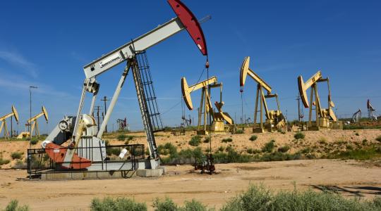 Az olajtársaságok klímaváltozást tagadó csoportokat pénzelnek