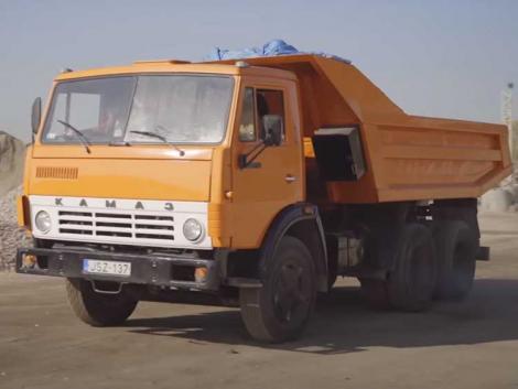 Kamaz teherautó: némi felújítás után még mindig jól teljesít