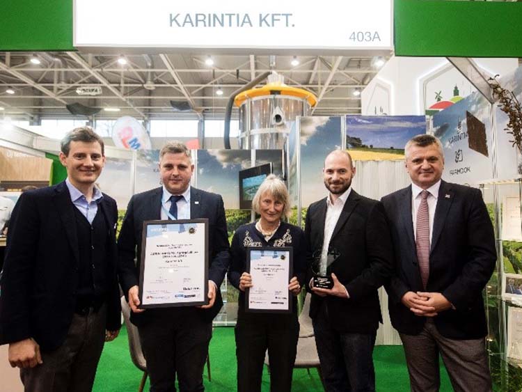 Karintia Kft. díjazottak csoportkép