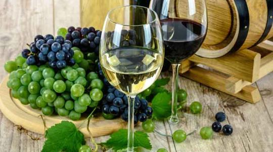 28 millió euró célzott támogatást kaphat évente a magyar szőlő- és borágazat!