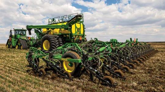 A John Deere bejelentette: nem szállít mezőgazdasági gépeket Oroszországba