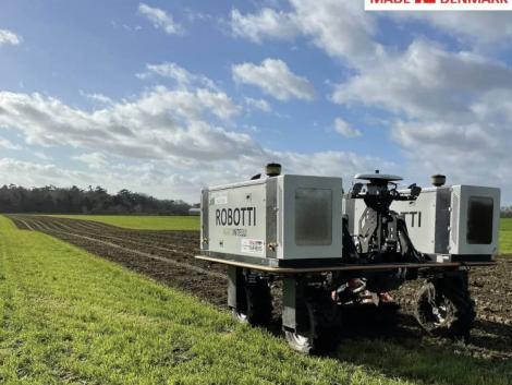 A gazdák igényeihez igazítva: AgroIntelli Robotti LR tereprobot