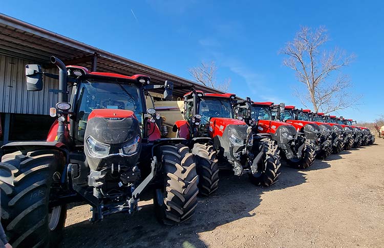 CASE IH traktorok új gazdára várnak az Agromax telephelyén