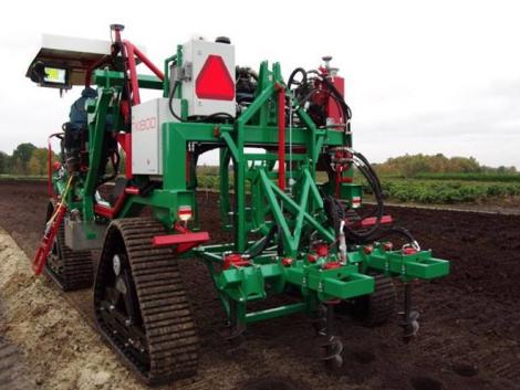 E-Trike elektromos kerti gép kicsiben és konzolos traktorok – ilyeneket még biztos nem láttál!