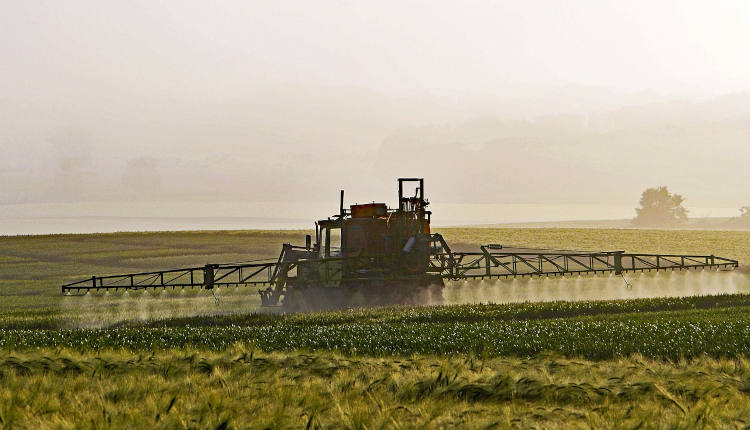 Az Amerikai Egyesült Államok földművelésügyi minisztériuma (USDA) nem tervezi, hogy közvetlen kifizetéseket nyújtsanak a műtrágyaárak emelkedése által érintett gazdáknak.