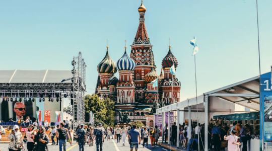 A Moody's szerint Oroszországnak már egy hónapja sincs a csődig