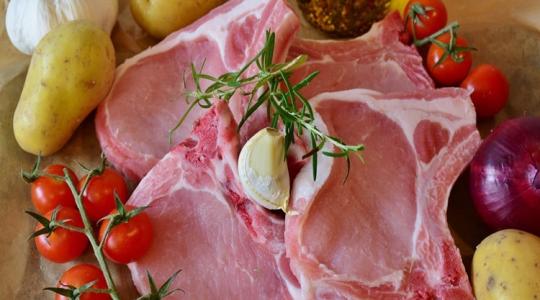 Emelkedett a hazai vágósertés termelői ára, ami kifejeződik a sertéshús árában is