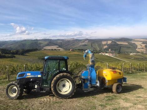 A talajműveléstől egészen a betakarításig – Gépek szőlő- és gyümölcsültetvényre a PENDA-tól