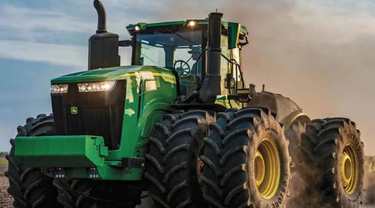 Különleges mezőgazdasági művelet: 5 millió dollárnyi mezőgépet és gabonát loptak az oroszok Melitopolban
