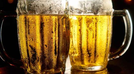 Totális sokk: akár 30 százalékkal drágulhat a sör Németországban