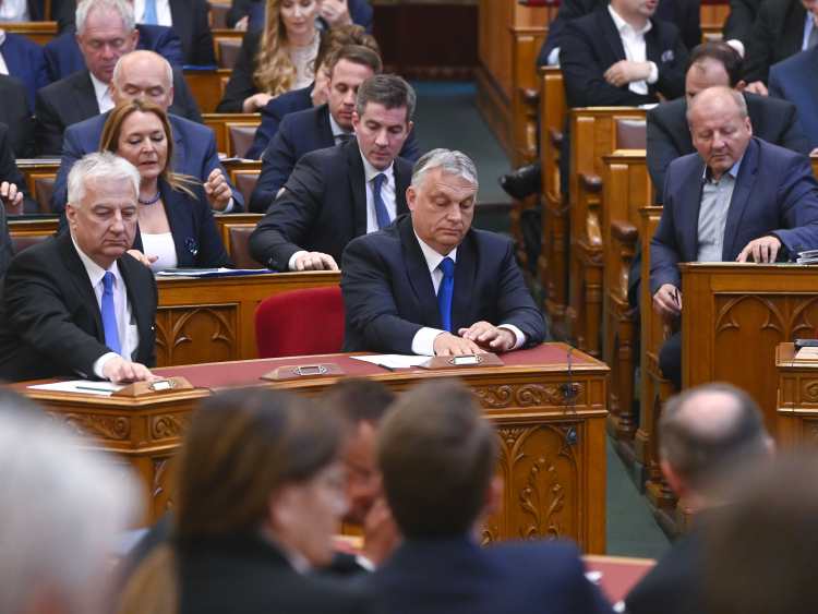 parlament, Orbán Viktor