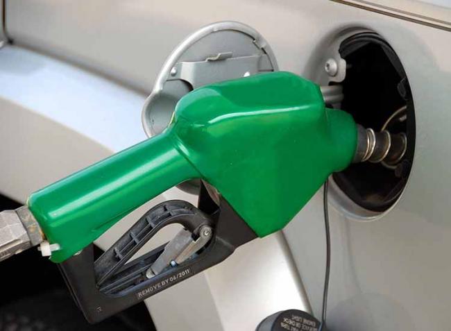 Káosz jöhet a benzinkutakon – nem egyszerű, hogy ki, mennyiért tankolhat